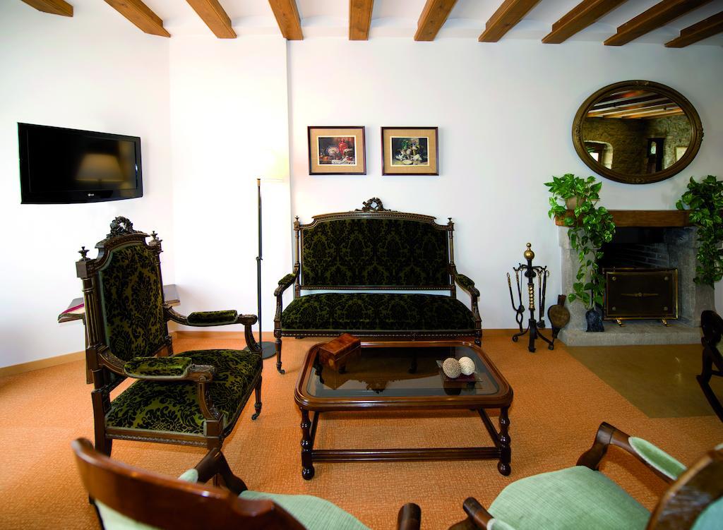 De Segarra