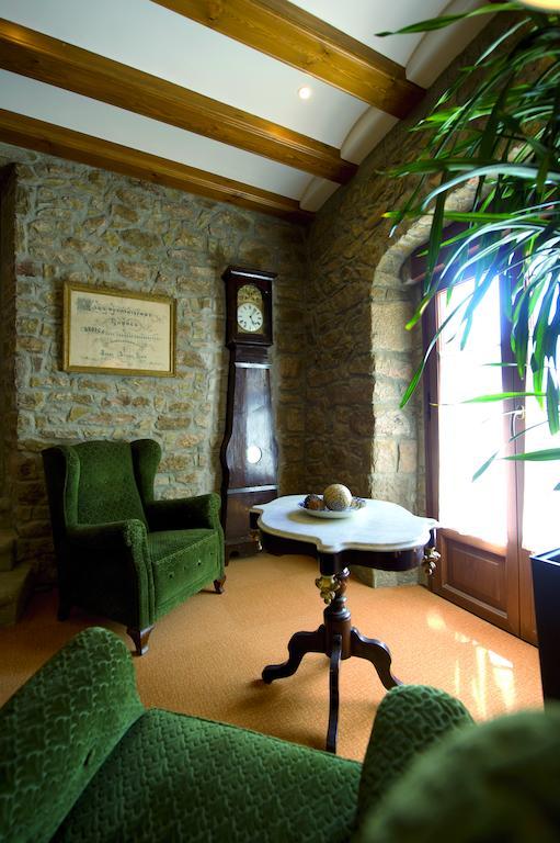 De Segarra Hotel *