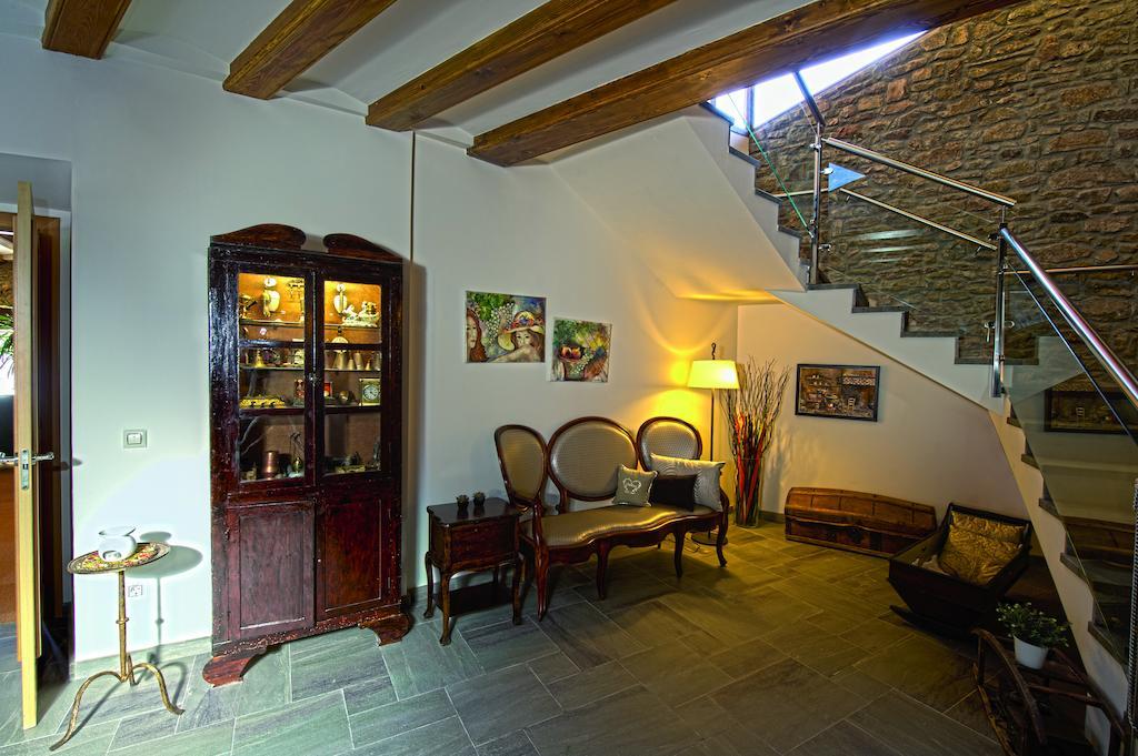Hotel De Segarra Palouet